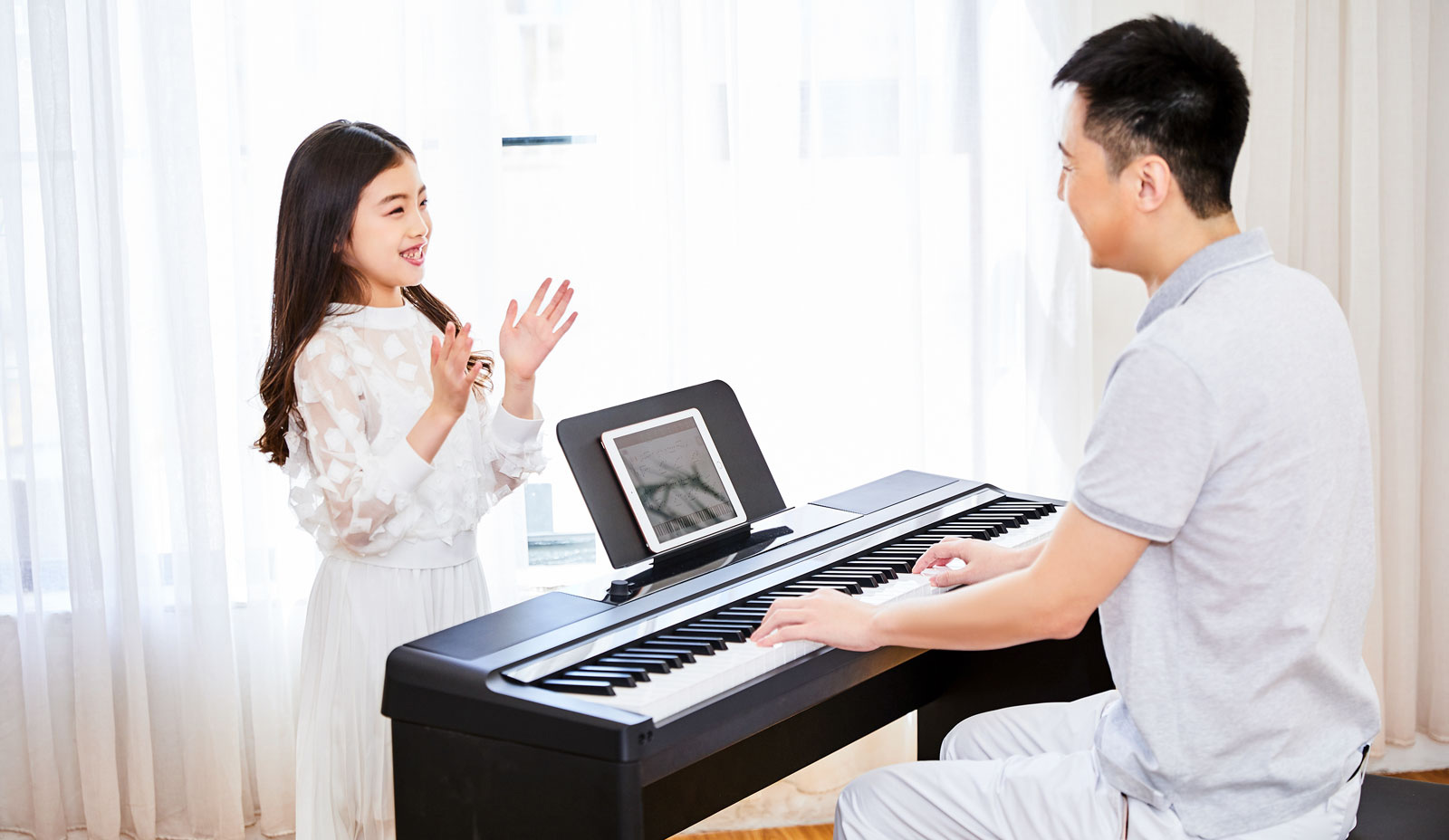 đàn piano điện hải phòng