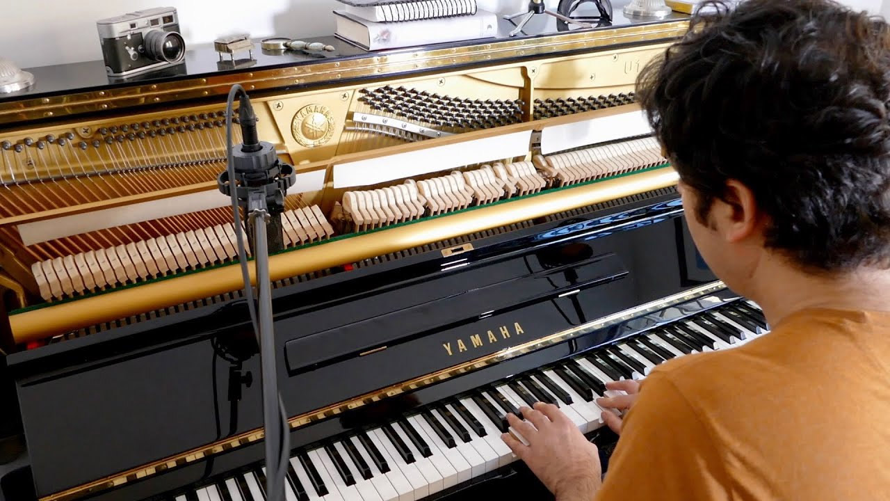 mua đàn piano cơ